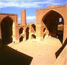 بررسی معماری ایران در دوران سلجوقیان در انجمن معماران زاگرب
