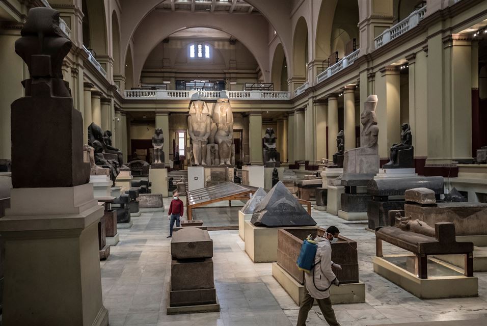 ضد عفونی سالن سلطنتی مومیایی ها را در موزه مصر