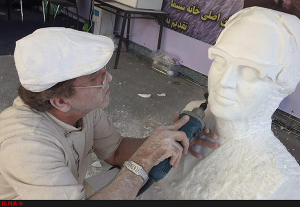 پیشنهاد ساخت تندیس کیارستمی به صنف سنگ‌فروشان