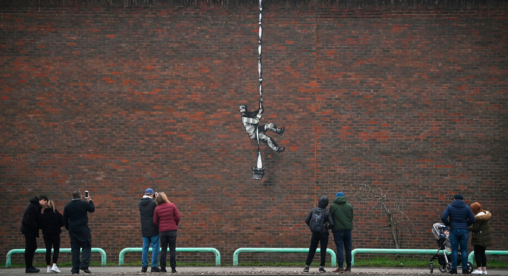 UK Public Art Database Will Digitally Record More Than 5,000 Murals, Including Works By Banksy