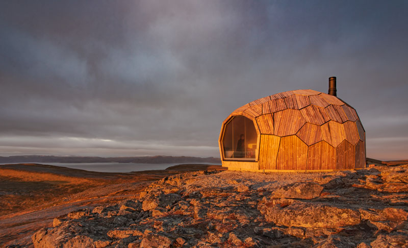 کابین های تخم مرغی شکل چوبی بر فراز کوه های نروژ